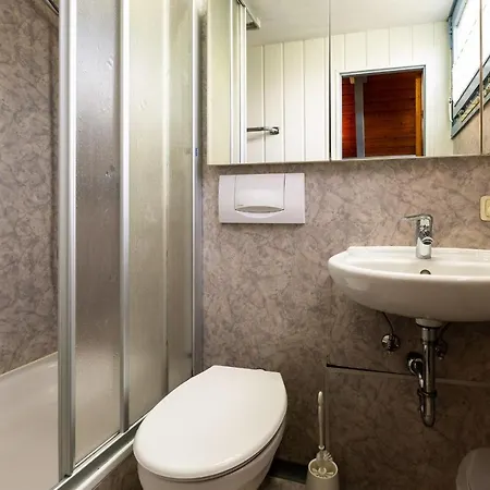 Ferienwohnpark Nurdachhaus Typ 7 Nd 54 Holiday home Immenstaad am Bodensee